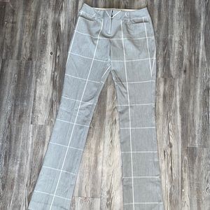 Express Gray & White Plaid Columnist Pants - Size 00